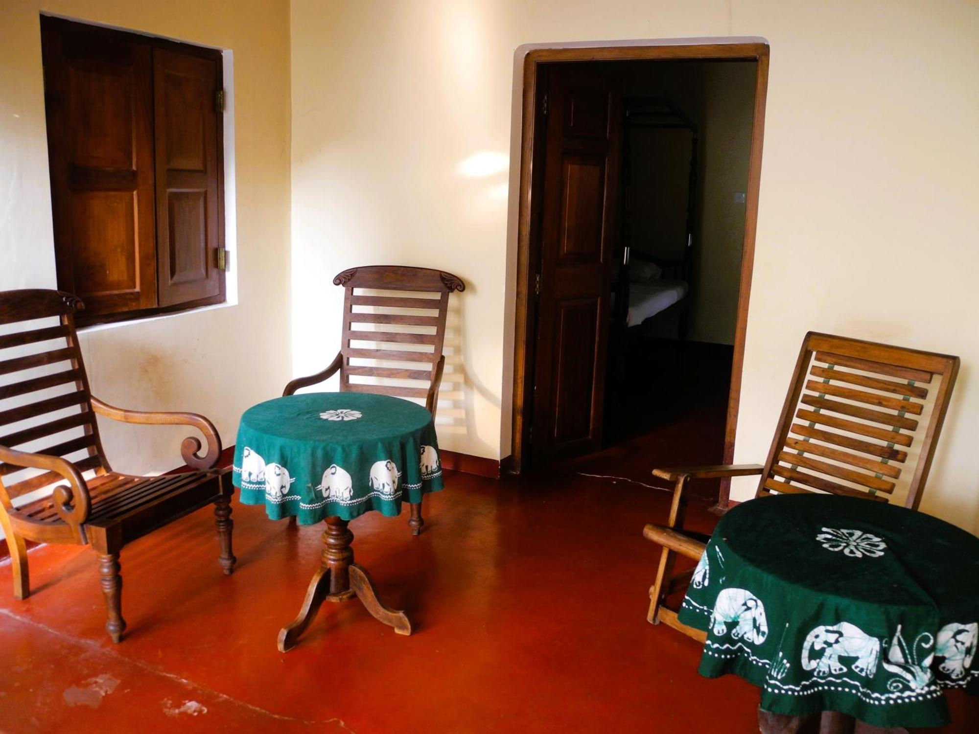 Top Of The Hill Guesthouse Weligama Zimmer foto